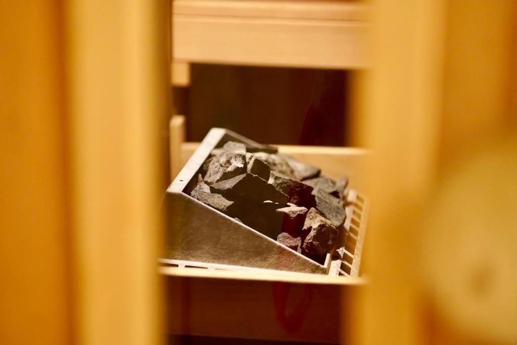 Appartement Helle Kellerwohnung Im Gruenen Mit Sauna